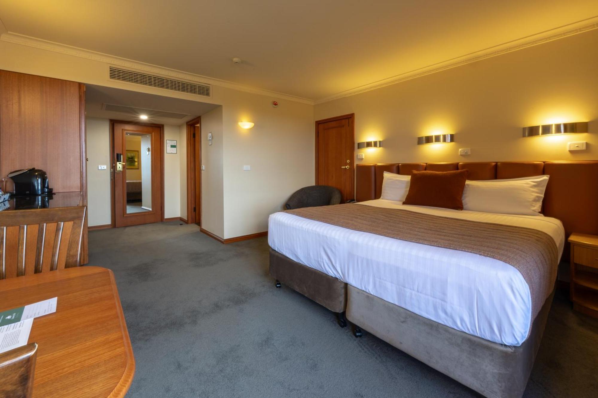 Country Club Tasmania Hotel Launceston Room photo